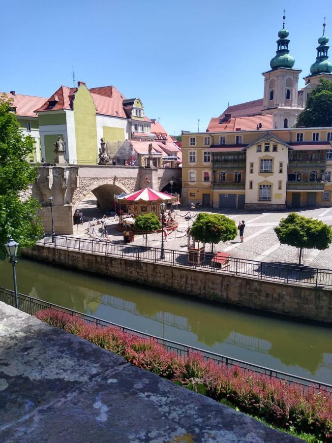 Studio Nad Kanalem Kłodzko Exterior foto